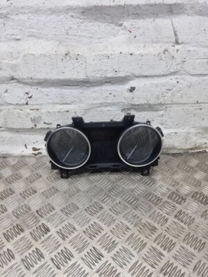 Jaguar Xe X760 2015-2023 Orologi Velocità - Immagine 1 di 4