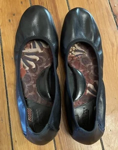 Bjorn size 10 womans black Julianne flats leather, only worn a few times. - Picture 1 of 5