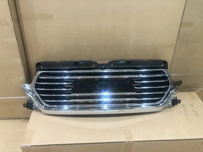 2019 2022 DODGE RAM 1500 LIMITED FRONT GRILLE W/ CHROME TRIM Foto 1 de 4