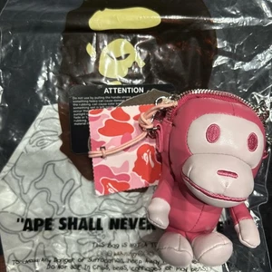 USED APE MASCOT KEYCHAIN PINK VERYGOOD M-122CE - Picture 1 of 5