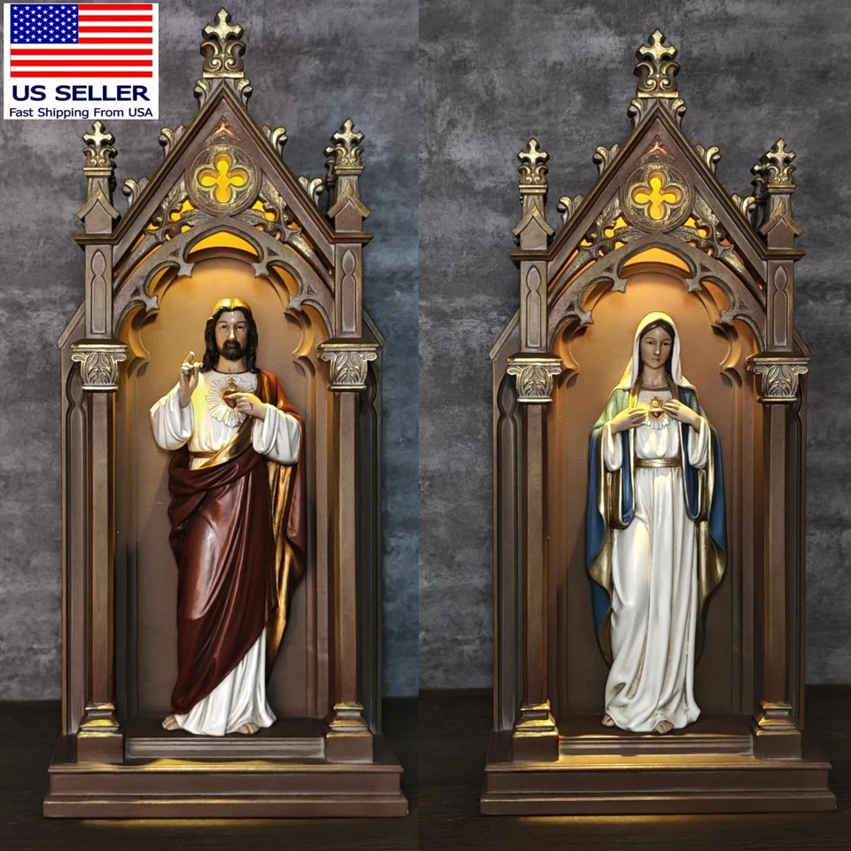Estatua católica del Sagrado Corazón de Jesús y estatua del Inmaculado Corazón de María Foto 1 de 4