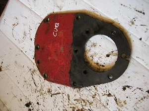 Tractor Farmall Cub IH placa de montaje trasero y soporte de toma de fuerza - Imagen 1 de 1
