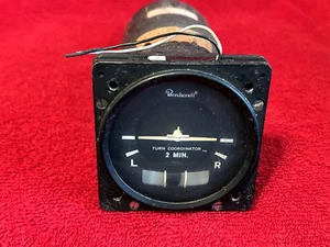 BRITTAIN TC100(24) 2-MIN TURN COORDINATOR P/N 601-019-980 BEECHCRAFT & CONNECTOR - Picture 1 of 7