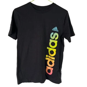 Adidas Boys Size Medium 10/12 Cotton T-Shirt Tee Vertical Rainbow Logo Print - Picture 1 of 9