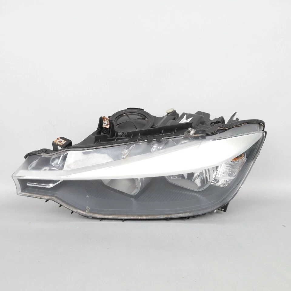 2012-2015 BMW 328i 335i F30 Headlight Halogen Left OEM Used Foto 1 de 4
