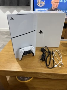 PlayStation 5 Digital Edition Slim Console 1TB with Controller + Cables! - Picture 1 of 14