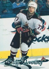 1997-98 Pacific Paramount Hockey Emerald Green #143 Cliff Ronning Coyotes