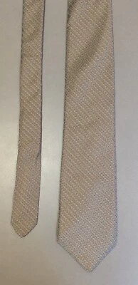 Винтажный шелковый галстук Aquascutum of London из золота с текстурированной полосой - Изображение 1 из 4