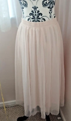 BEAUTIFUL NEW WITH TAGS TUTU MIDI SKIRT. SIZE  SMALL - Image 1 of 4