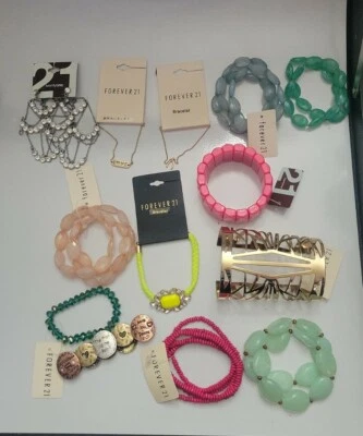 LOTE de Joyas Forever 21 Medias Mixtas Disfraz Pulseras Pendientes Nuevos Foto 1 de 4