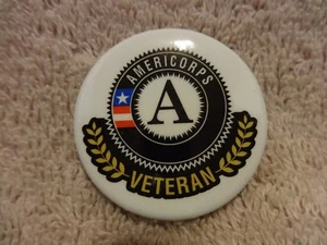 AMERICORPS "VETERAN" BUTTON PIN-BACK 1 1/2 INCH - Picture 1 of 3