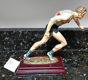 HAND PAINTED MALE ATHLETE SCULPTURE/MADE IN ITALY - Picture 1 of 8