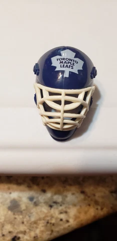TORONTO MAPLE LEAFS  NHL #1103 POCKET PRO HOCKEY GOALIE HELMET MASK Cover