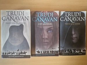Trudi Canavan 3X Fantasy PB Bücher Age of the Five Trilogie Priesterin der Weißen - Bild 1 von 3