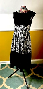 ***REDUCED***Vintage Laura Ashley Cotton Black/White Floral Dress UK 14 - Picture 1 of 13