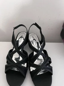 EASY STREET ALIVE AT 5 Womens Black Tristen Open Kitten Heel Sandals Shoes 8.5 M - Picture 1 of 8