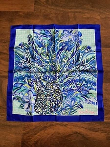 Lilly Pulitzer Sneak A Beak SQUARE 100% SILK SCARF GWP Neck Tie Great Gift NEW - Picture 1 of 3
