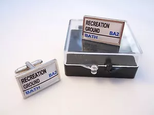 Bath Rugby Stadion Abzeichen Straßen Schild Herren Manschettenknöpfe Geschenk - Bild 1 von 1