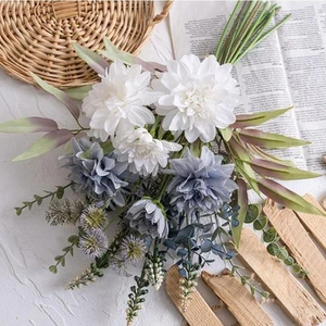 Artificial Bouquet Lifelike Elegant Fake Flower for Mothers Mom Anniversary - Picture 1 of 4