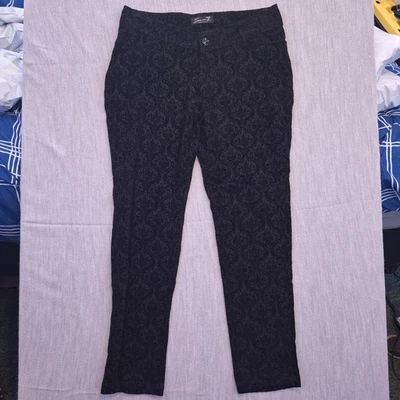 Calça jeans feminina Seven7 preta flocada veludo damasco brocado - Imagem 1 de 4