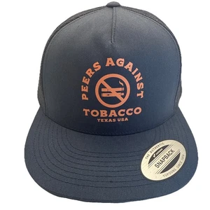 Peers Against Tobacco Texas EE. UU. Azul Marino Yupoong SnapBack Malla Camionero Sombrero - Imagen 1 de 7