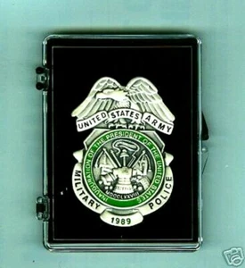 PRESIDENT G W BUSH 89 INAUGURATION US MILITARY SERVICES GEDENKMÜNZE PIN 1" + - Bild 1 von 1