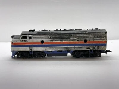 HO Scale #106 Amtrak Powered Diesel Locomotive Unbranded Needs Wheels - Image 1 of 4