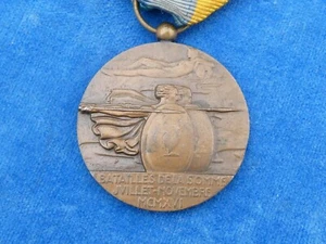 JOLIE Nice ! MEDAILLE WWII Medal - COMBATTANTS DE LA SOMME 1914 1918 1940 - Picture 1 of 4