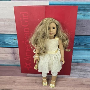 Muñeca American Girl 18 pulgadas con cajones de caja accesorios ropa botas patines de hielo - Imagen 1 de 20