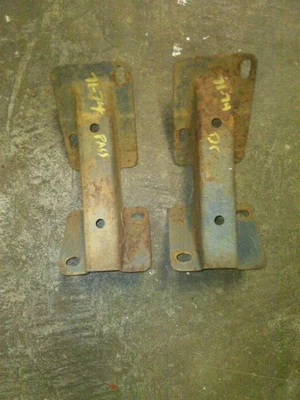 1971-74 AMC Javelin o Javelin/AMX parachoques interior trasero soporte Foto 1 de 2