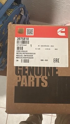 Enfriador de aceite Cummins Dodge Ram diésel 6,7 L 24 V ISBE 2007-presente 3975818 Foto 1 de 4