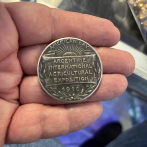 1910-DATED ARGENTINA BRONZE INTL. AGRICULTURE EXPO SILVERED-(40mm)  - Picture 1 of 3