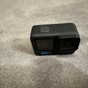 GoPro HERO11 Black Action Camera -Black - Picture 1 of 6