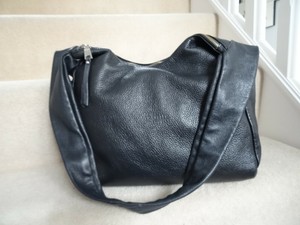 guess purses canada outlet