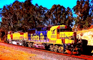 ORIGINAL FUJICHROME SLIDE BNSF GP-60 #8702 PINOLE, CA NOVEMBER 30, 2009 - Picture 1 of 1