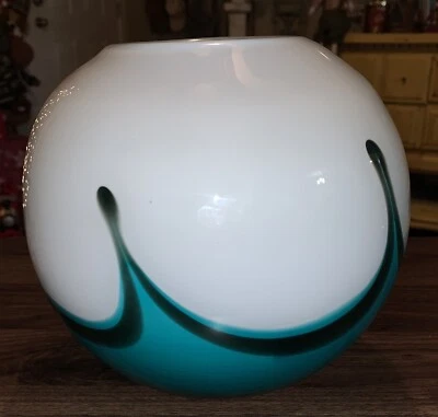 Стеклянная настольная ваза Bradburn Home синяя/белая 7 дюймов стекло синее/зеленое/белое - Изображение 1 из 4