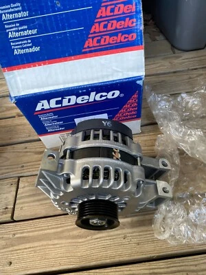 Original GM Remanufactured AC Delco 2006 GMC Envoy Buick Rainier Alternator - Image 1 of 4