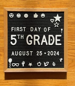 Felt Letter Board 12"x12" w/374 letters/numbers/shape pieces, wooden stand - Picture 1 of 4