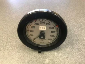 Mid-West Instrument 404BC-00-AW 0-5,000 PSIG Pressure Gauge - Picture 1 of 1