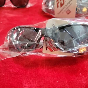 Gafas de sol Ohio State Buckeyes Wrap [NUEVAS] NCAA vidrio de sol tonos NEGRAS - Imagen 1 de 3