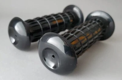 KAWASAKI GRIP SET 7/8" GRIPS H1 H2 Z1 KZ S1 S2 S3 KH 400 500 750 900 F5 F6 F7 F8 - Image 1 of 4