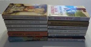 Lot of 12 Geaorgette Heyer Mystery & Romance books ~ paperback ~ 1961-1976 - Foto 1 di 4