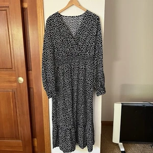 Schwarz weiß Gänseblümchen Blumen gesmoktes Midikleid Langarm Größe 3XL - Bild 1 von 7