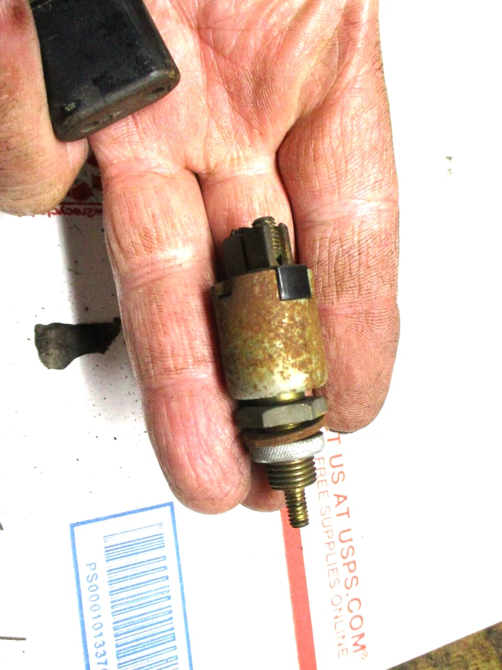 ROLLS ROYCE DAWN BENTLEY Mark VI MK VI R Tipo Lámpara antiniebla Interruptor de tracción Foto 1 de 3