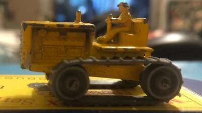 miniature Matchbox series /Lesney N°8 tracteur jaune - Photo 1/4
