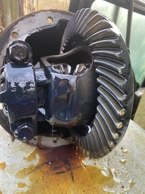 LAND ROVER 10 SPLINE Differential Only dun 50000 miles  - Image 1 of 2
