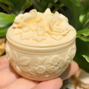 Dado Tagua originale naturale 2'' intagliato a mano bellissima confezione regalo guarigione 1pz - Foto 1 di 8