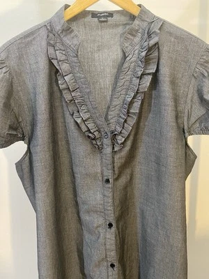 Vestido Camisa Rhapsody Para Mujer Cambray Volantes Cuello en V Abotonada Mini Gris 1X Foto 1 de 4