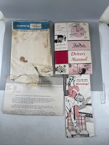 Manuale d’epoca 1968 AIDE + Corn’s Auto School NYC Ephemera Set - Foto 1 di 9