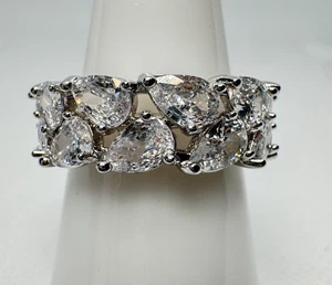 Size 8 Bomb Party Ring - RBP7773 The Scattered Band - Cubic Zirconia - Picture 1 of 4